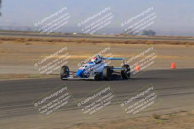 media/Oct-29-2022-CalClub SCCA (Sat) [[e05833b2e9]]/Around the Pits/